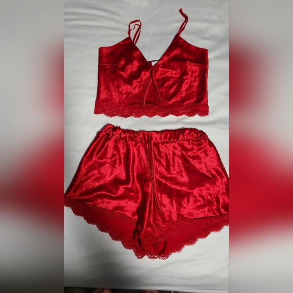 Pajama Set - Picture 2 of 11